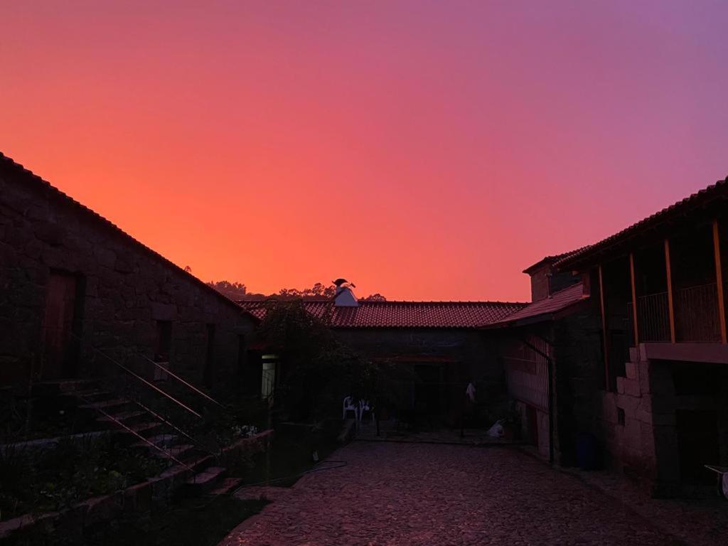 Quinta Do Pinheiro Villa Guimaraes Exterior photo